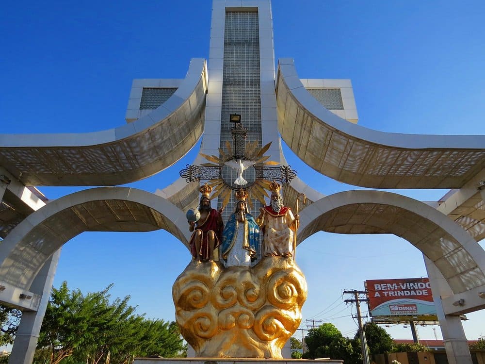 Trindade GO Pousada Centro Oeste